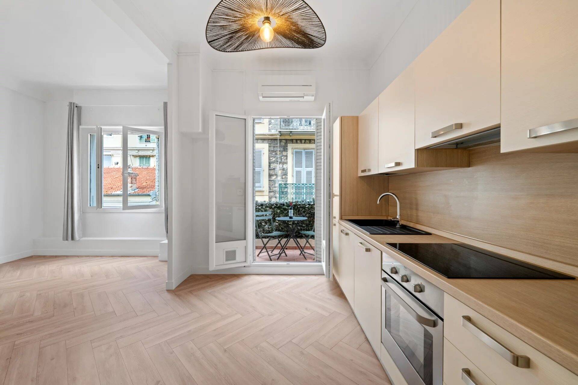 Appartement  - 2 pièces  - 53.33 m² -  469 000 € - À vendre 