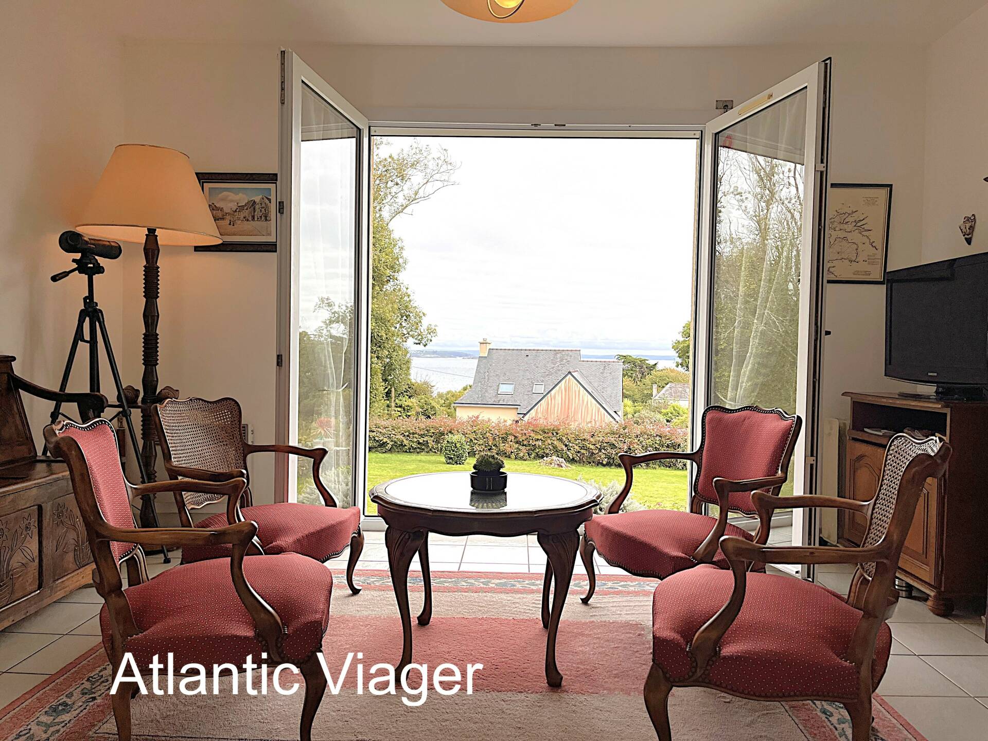 Maison vue mer en viager occupé à ROSCANVEL (Finistère)