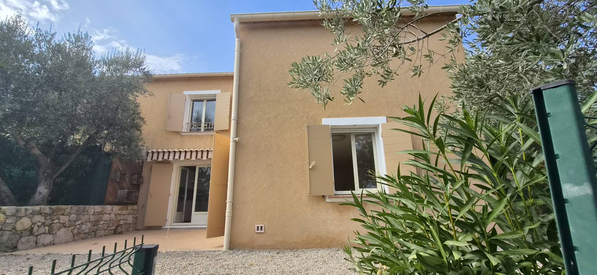 Location villa T4 Bargemon avec Garage et Jardinet