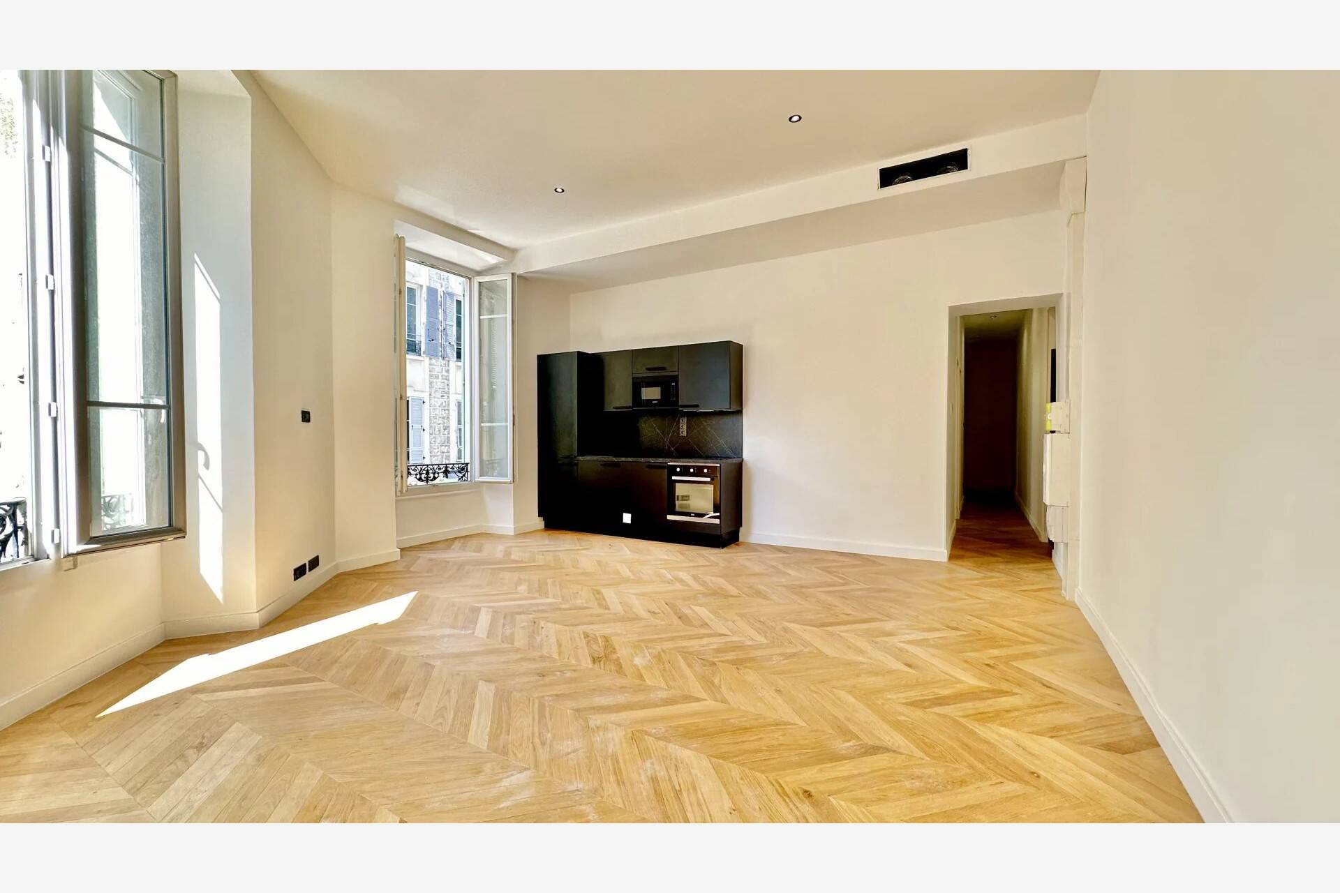 Appartement  - 3 pièces  - 67.0 m² -  415 000 € - À vendre 