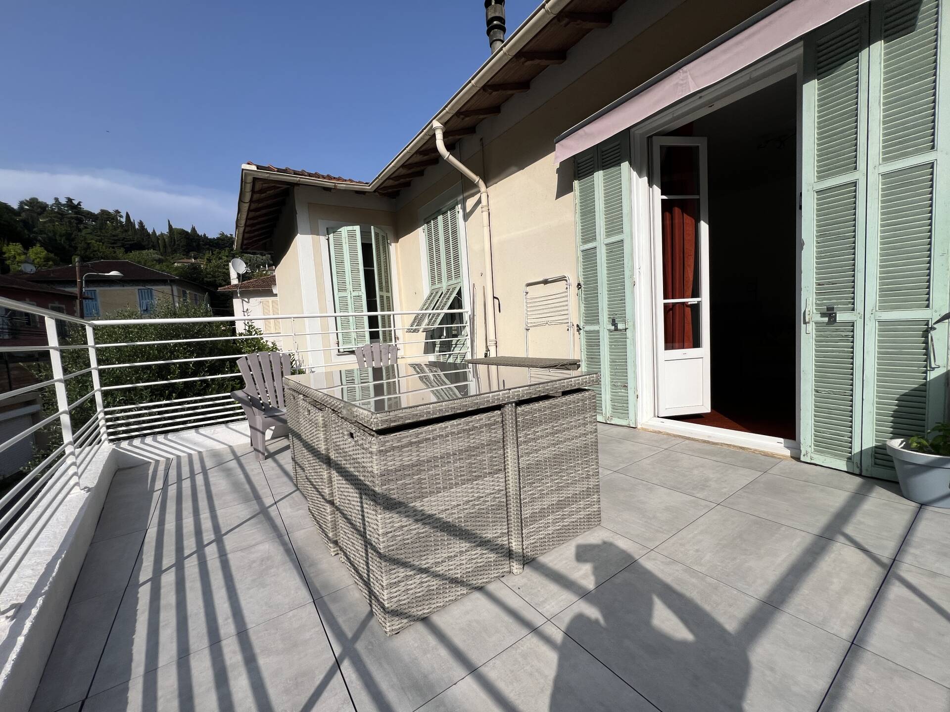 Appartement  - 2 pièces  - 38.0 m2 -  220 000 € - Sous offre acceptée 