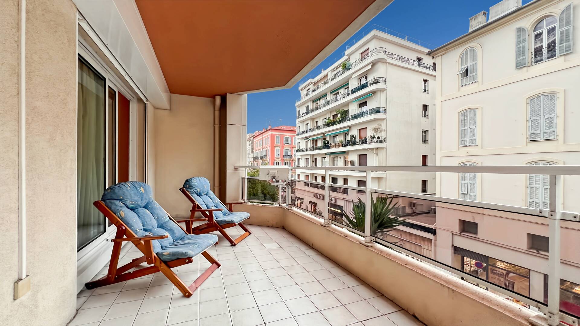 Appartement  - 2 pièces  - 47.0 m2 -  420 000 € - À vendre 