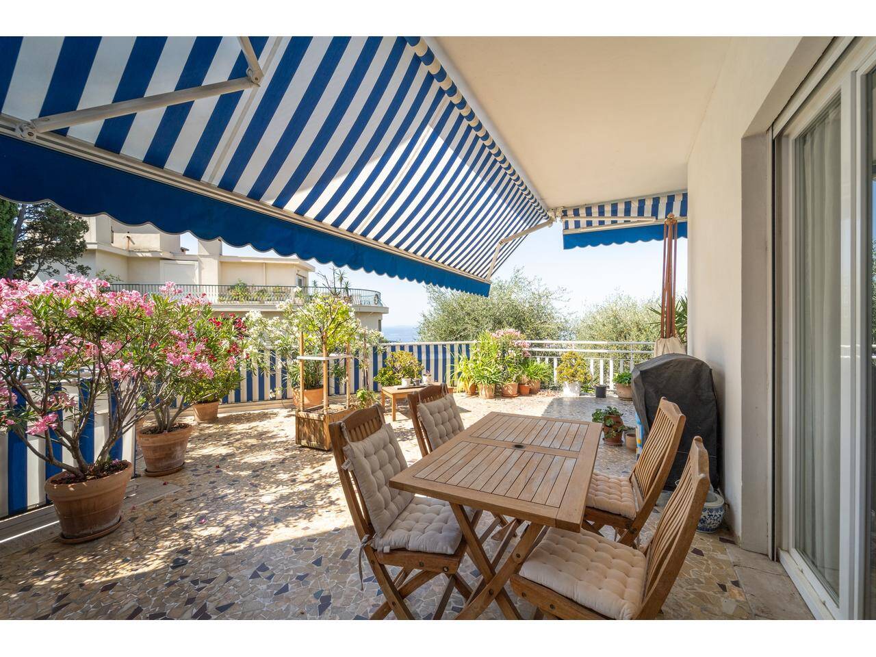 Appartement  - 3 pièces  - 80.38 m2 -  780 000 € - À vendre 