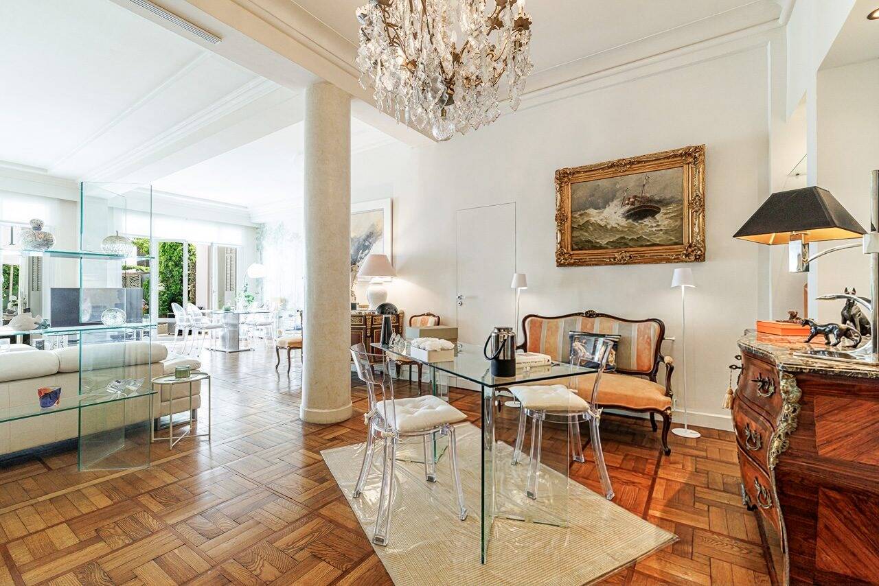 Appartement  - 3 pièces  - 134.26 m² -  1 300 000 € - À vendre 