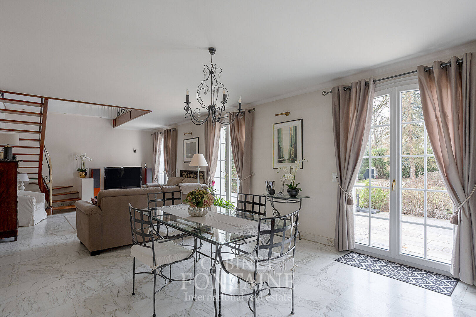 Propriété  Triangle d'or  domaine du Lys