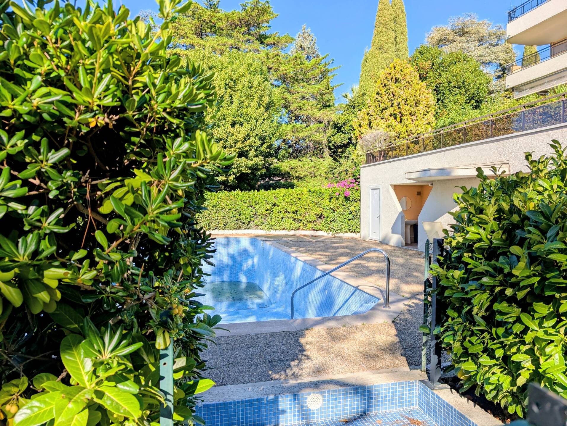 Appartement  - Studio  - 29.22 m2 -  199 900 € - À vendre 