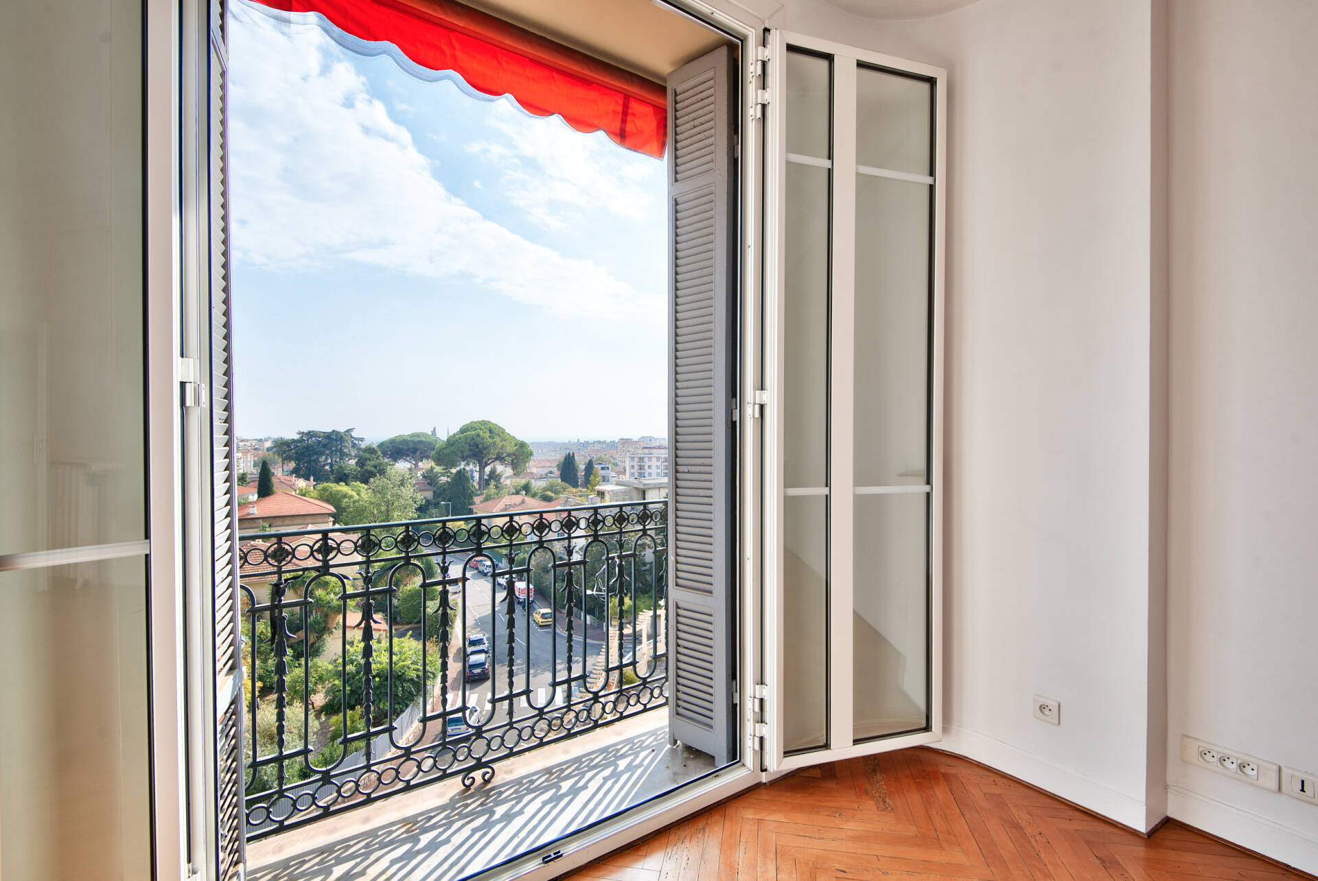 Appartement  - 3 pièces  - 87.31 m2 -  540 000 € - À vendre 