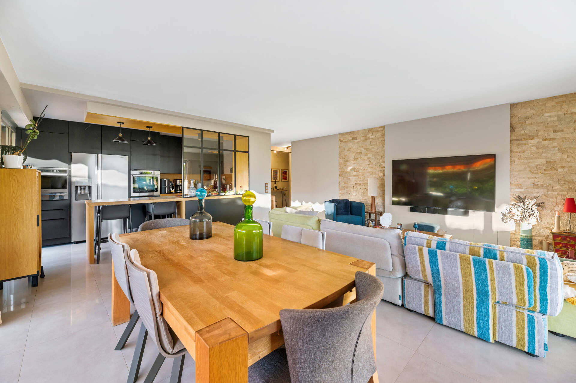 Appartement  - Appartement  - 4 pièces  - 102.0 m² -  850 000 € - À vendre 