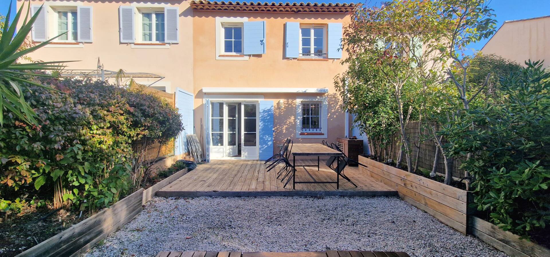 Location maison meublée en T4 avec garage à La bouverie