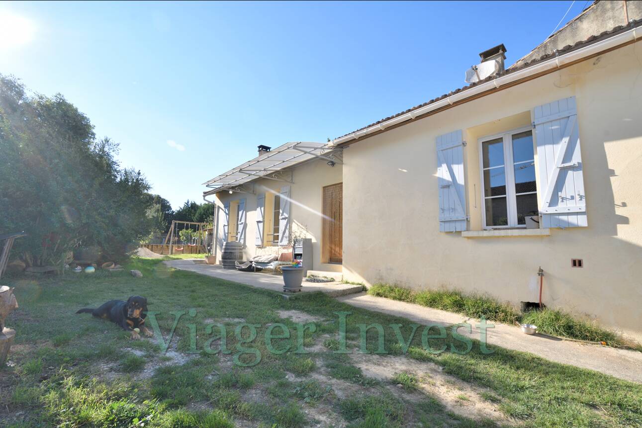 Maison de village proche Uzès