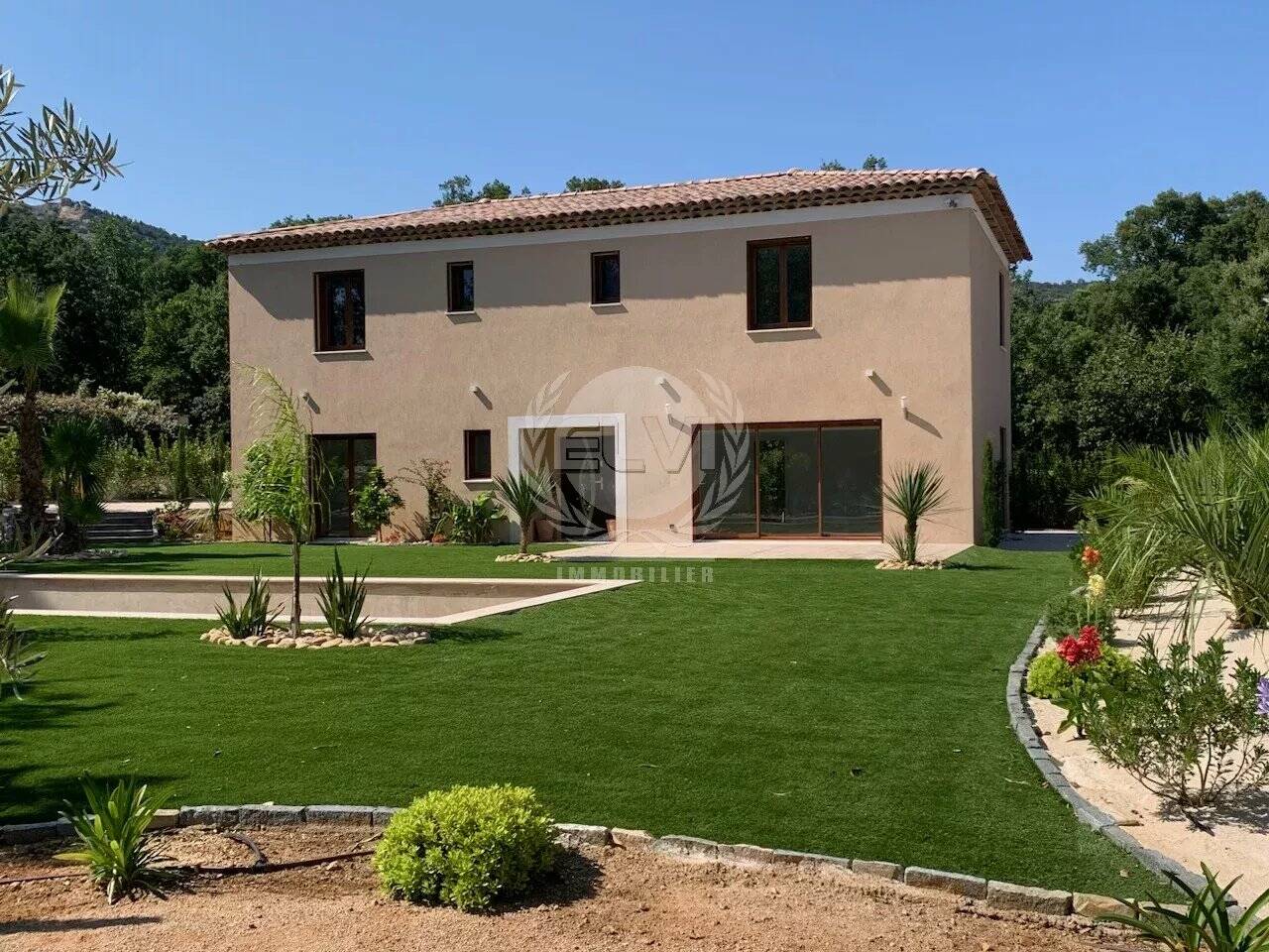 Villa neuve à Plan de la Tour