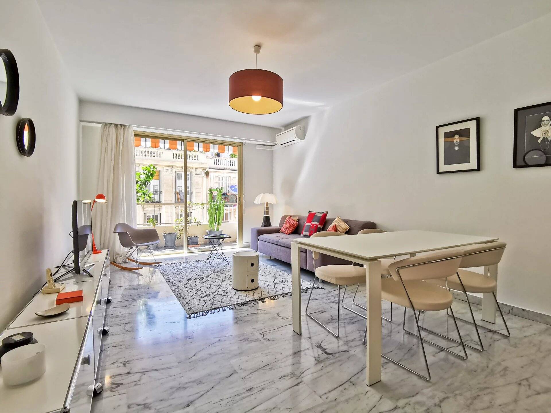 NICE - PARC IMPERIAL - Appartement 3 pièces traversant avec terrasse et balcon