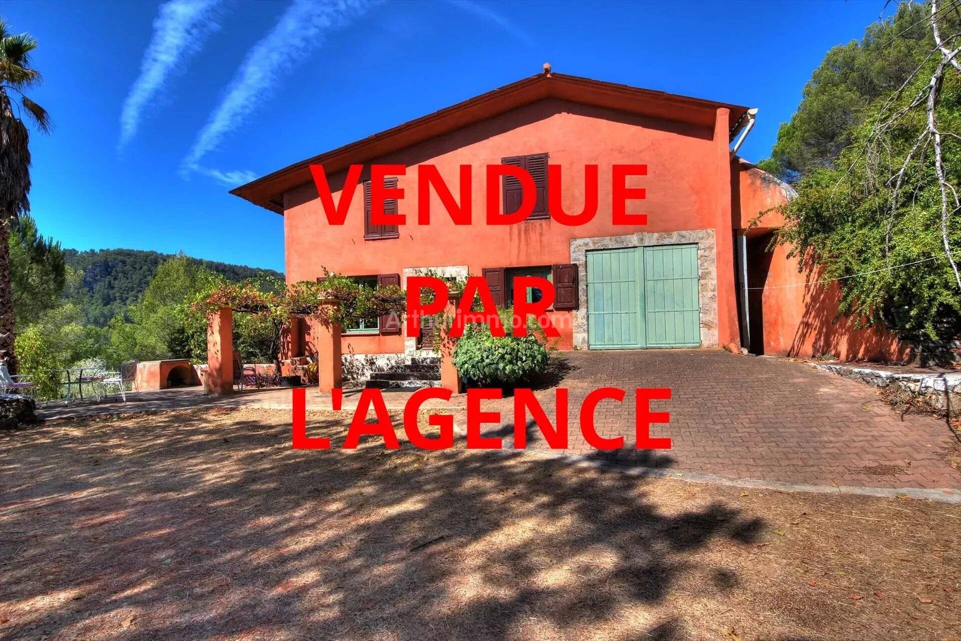 Maison d'artiste à Salernes