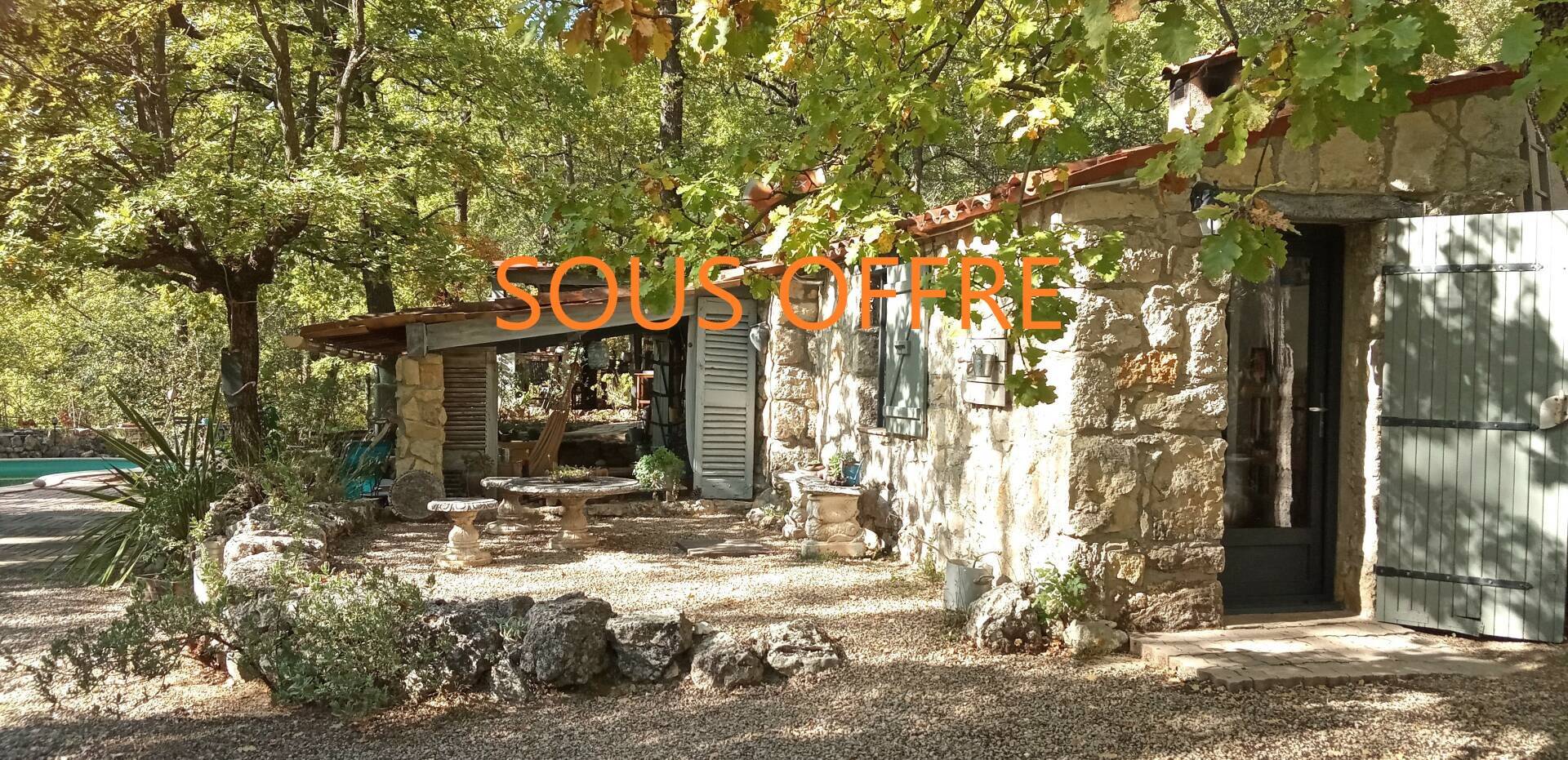 A vendre Bastidon en pierre à Bargemon