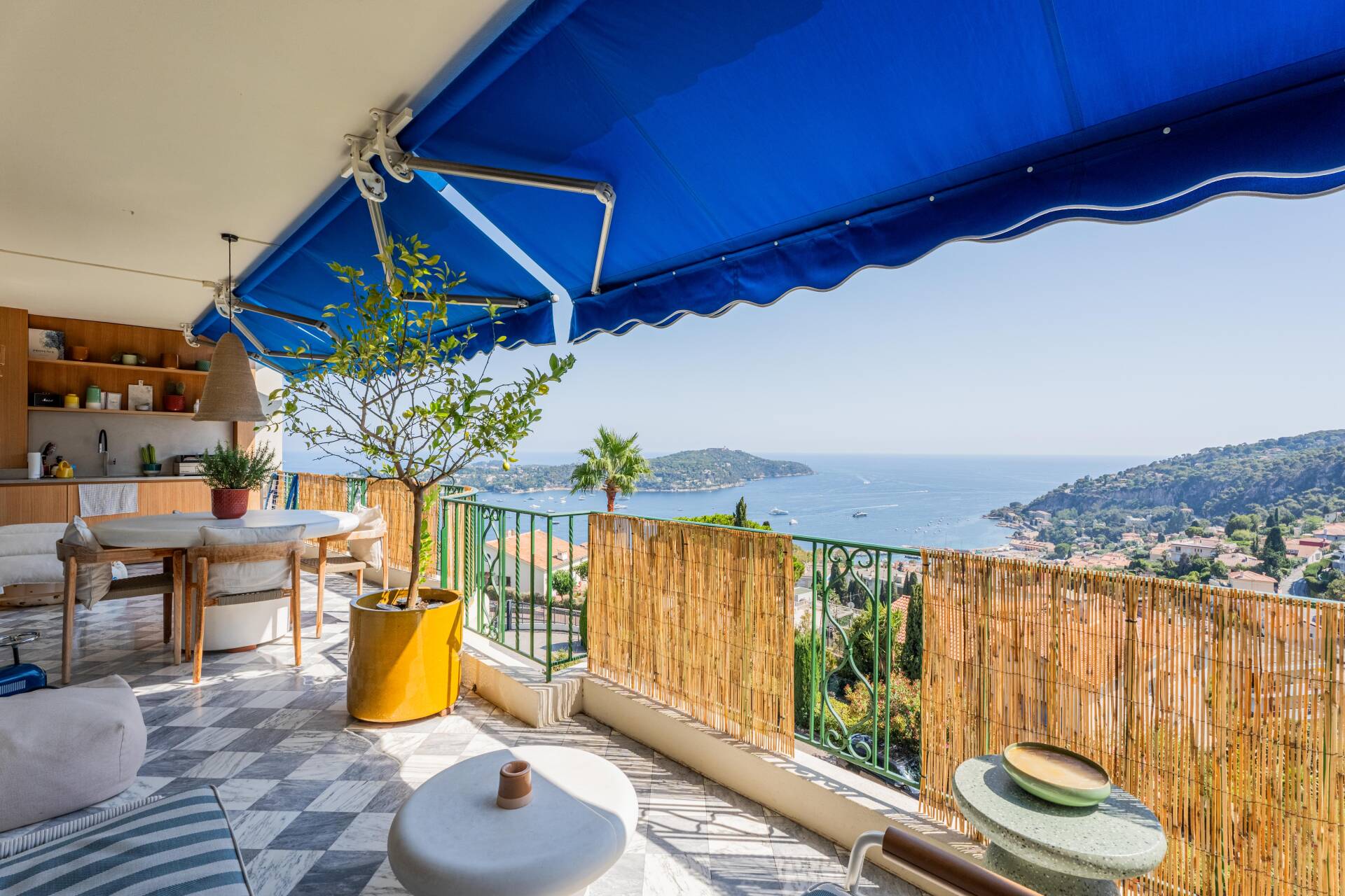 Appartement  - 3 pièces  - 64.01 m² -  1 100 000 € - À vendre 