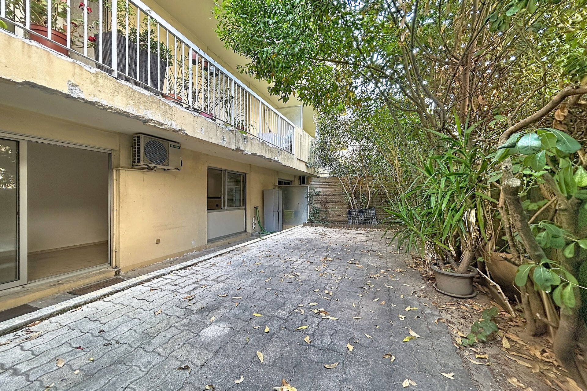 Appartement  - Studio  - Studio  - 26.5 m² -  149 000 € - À vendre 
