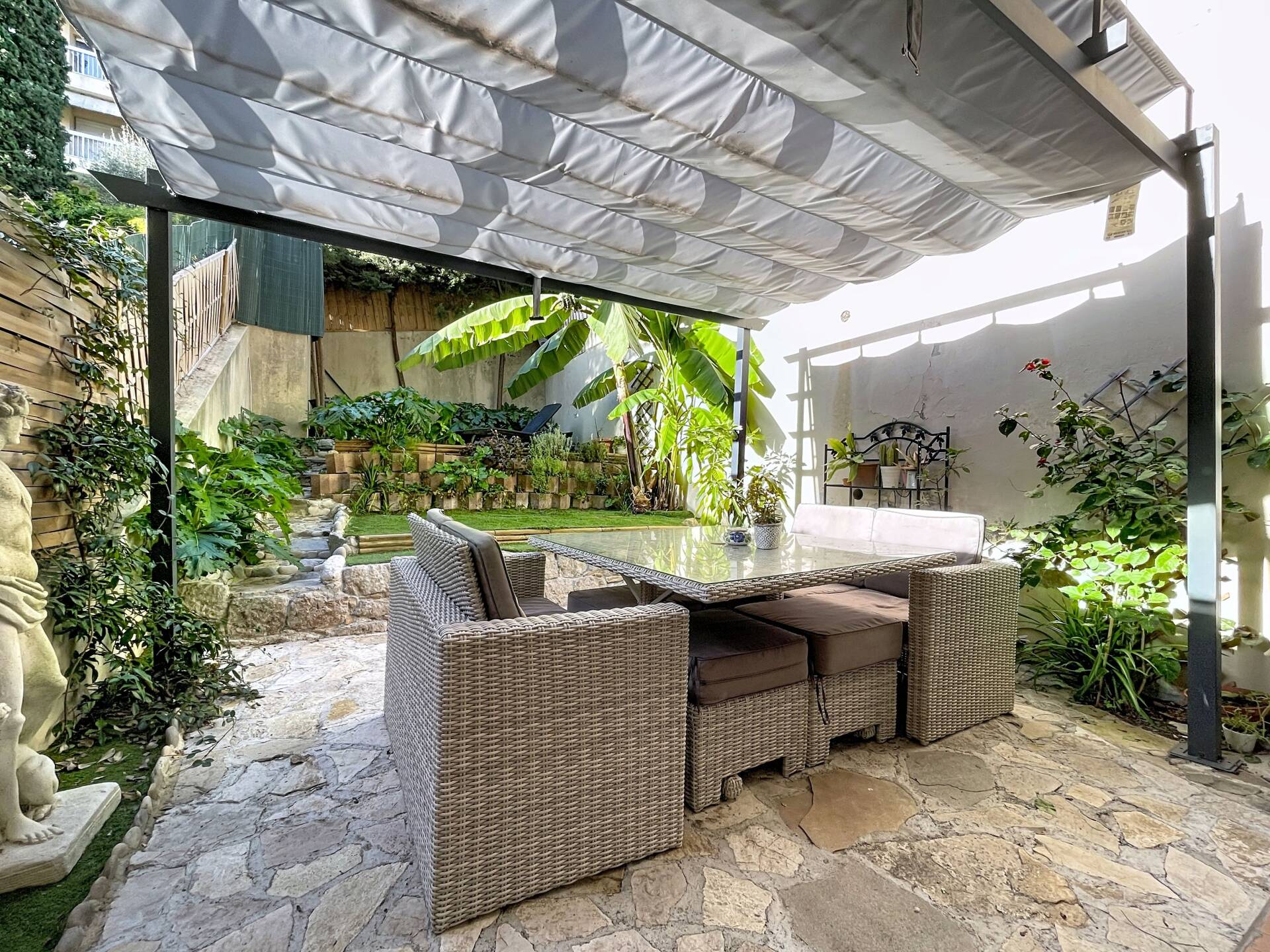 Appartement  - 3 pièces  - 63.83 m2 -  370 000 € - À vendre 