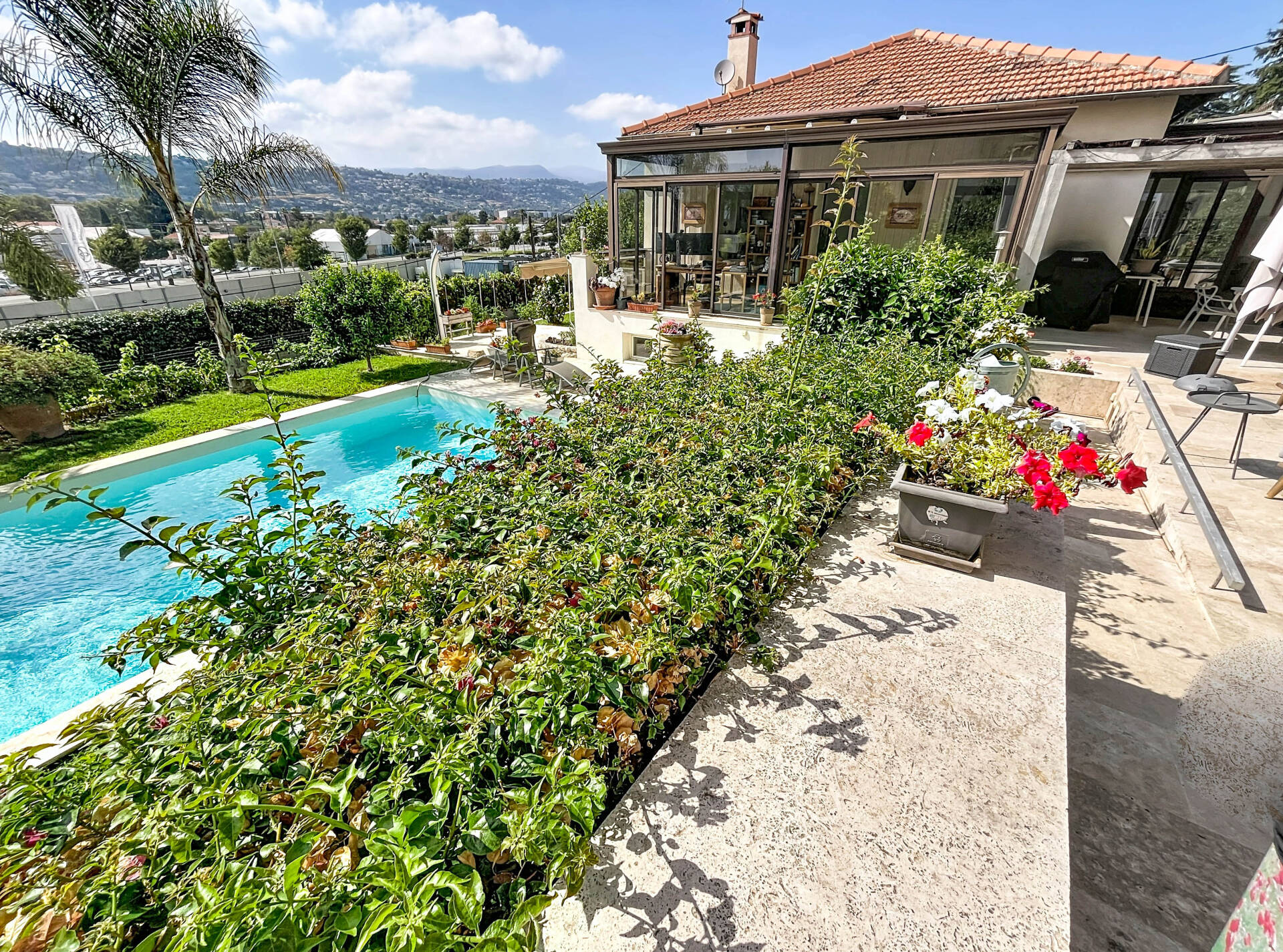 Maison  - Maison individuelle  - 5 pièces  - 173.21 m² -  1 175 000 € - À vendre 