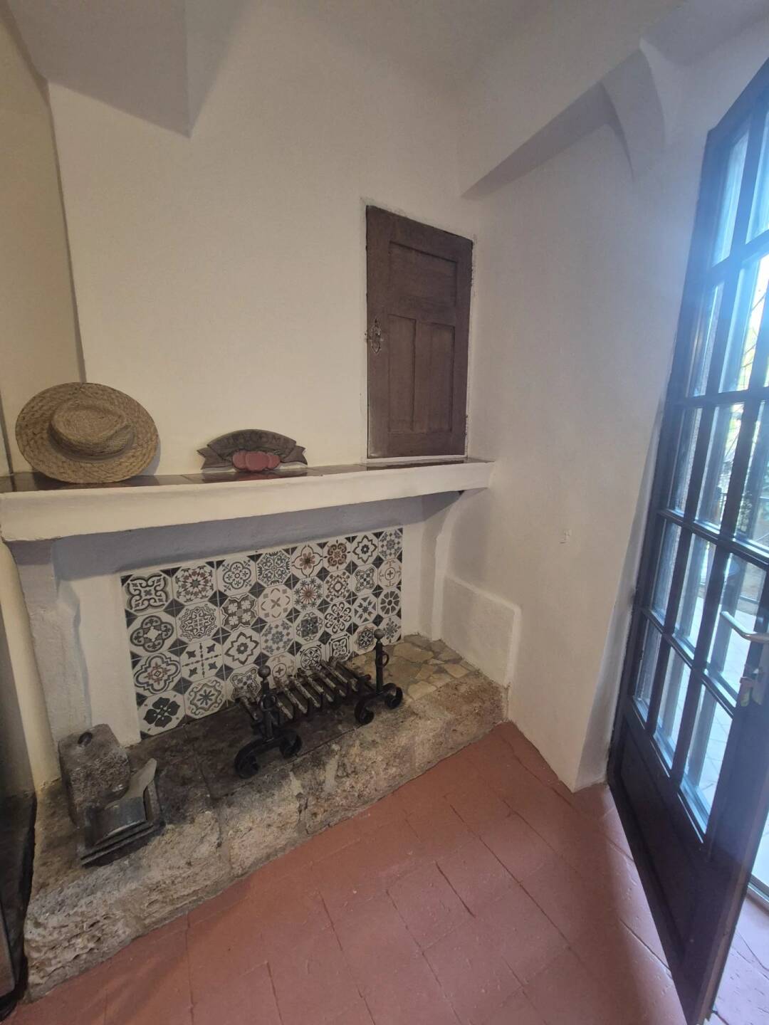 RARE COTIGNAC MAISON DE VILLAGE JARDINET