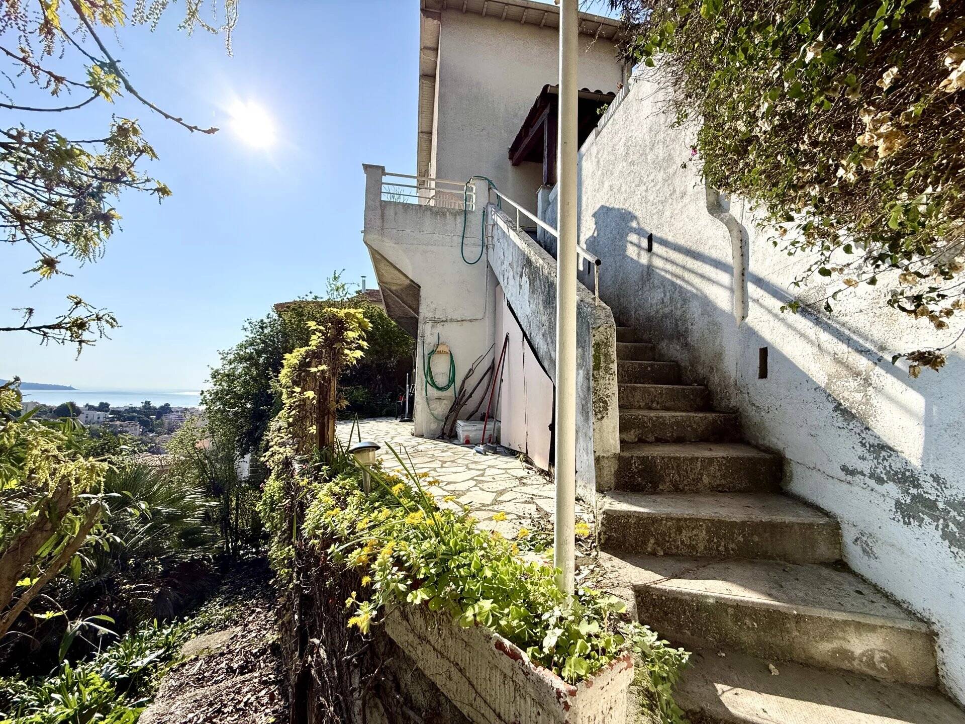 Maison  - Maison de ville  - 3 pièces  - 60.0 m² -  420 000 € - À vendre 