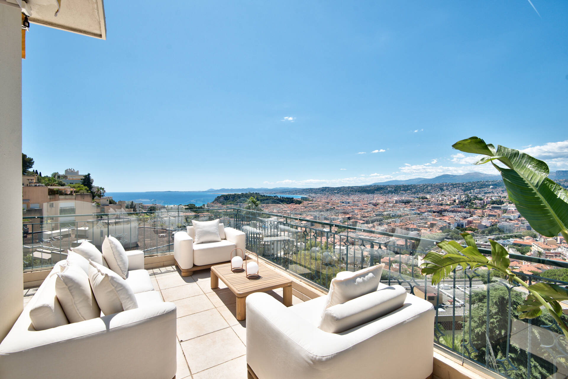 Appartement  - 5 pièces  - 167.33 m² -  2 180 000 € - À vendre 