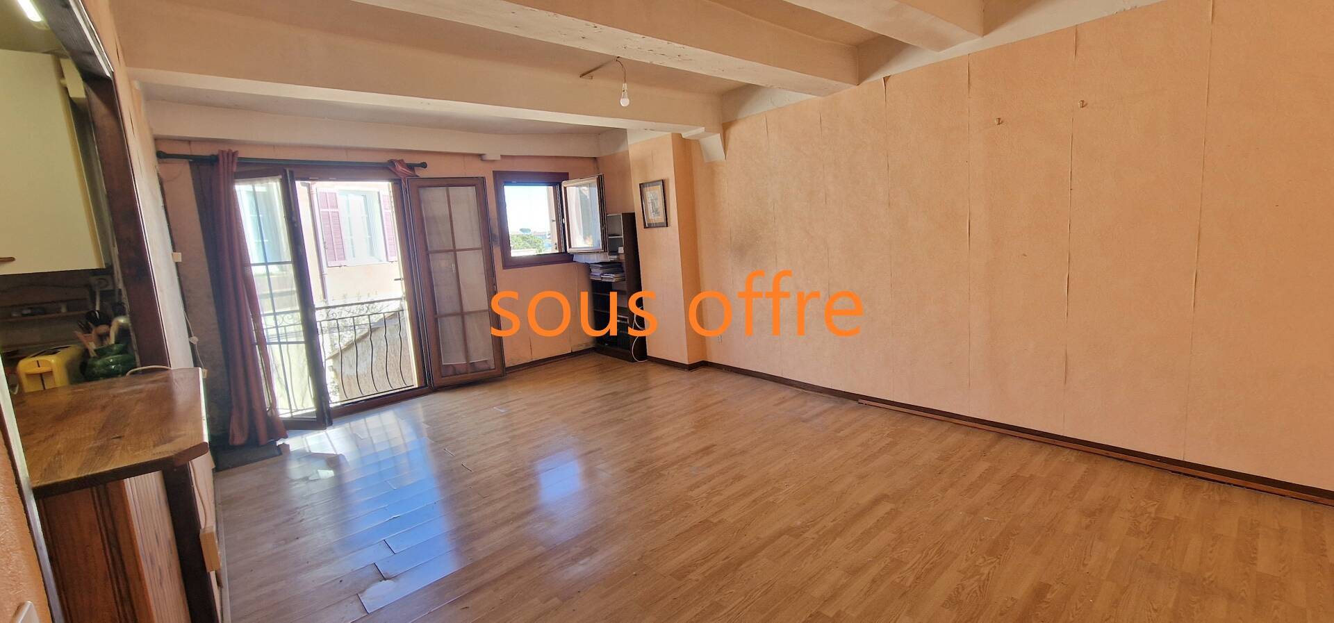 Achat studio Roquebrune sur argens - SOUS OFFRE -