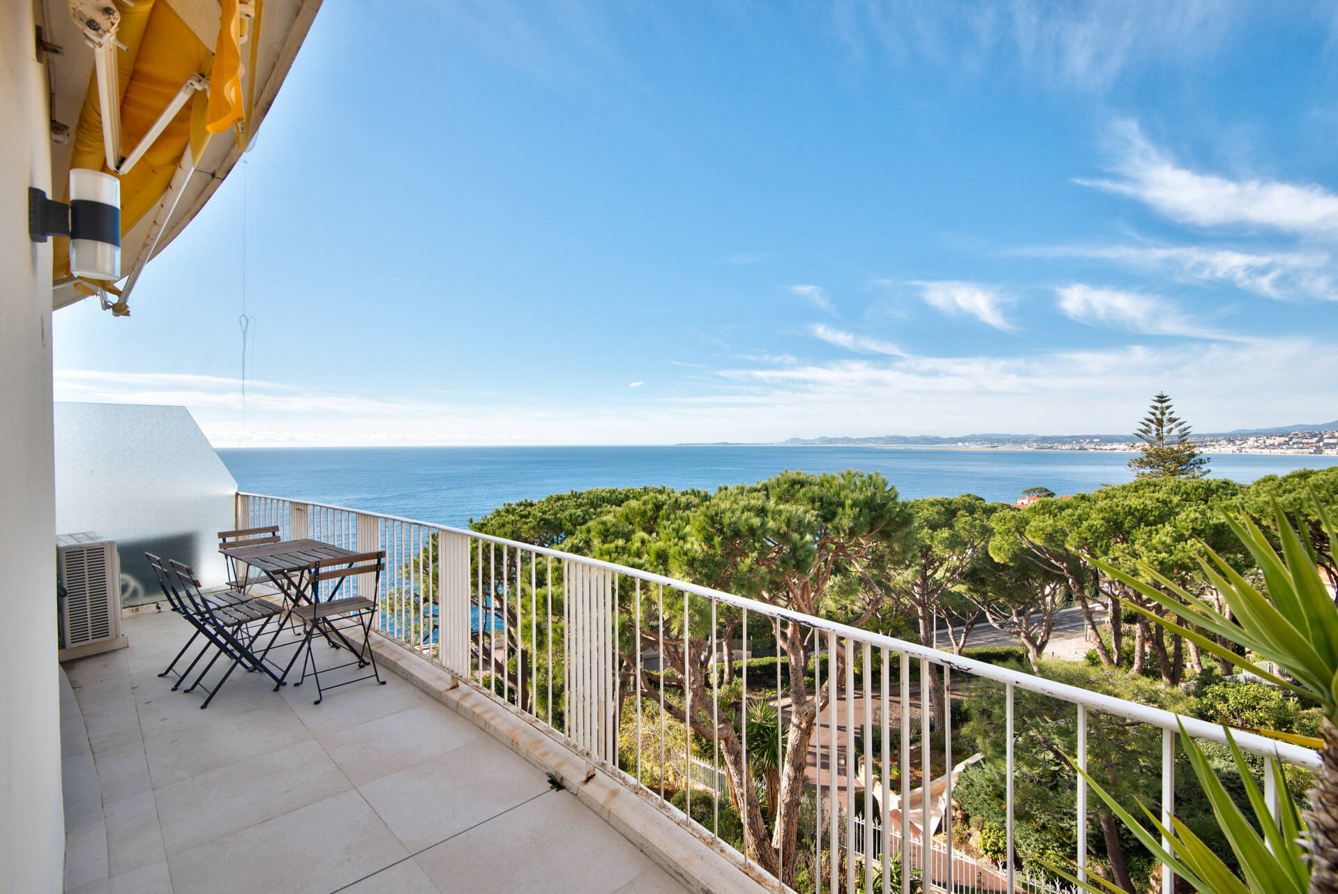 Appartement  - 3 pièces  - 58.44 m2 -  890 000 € - À vendre 