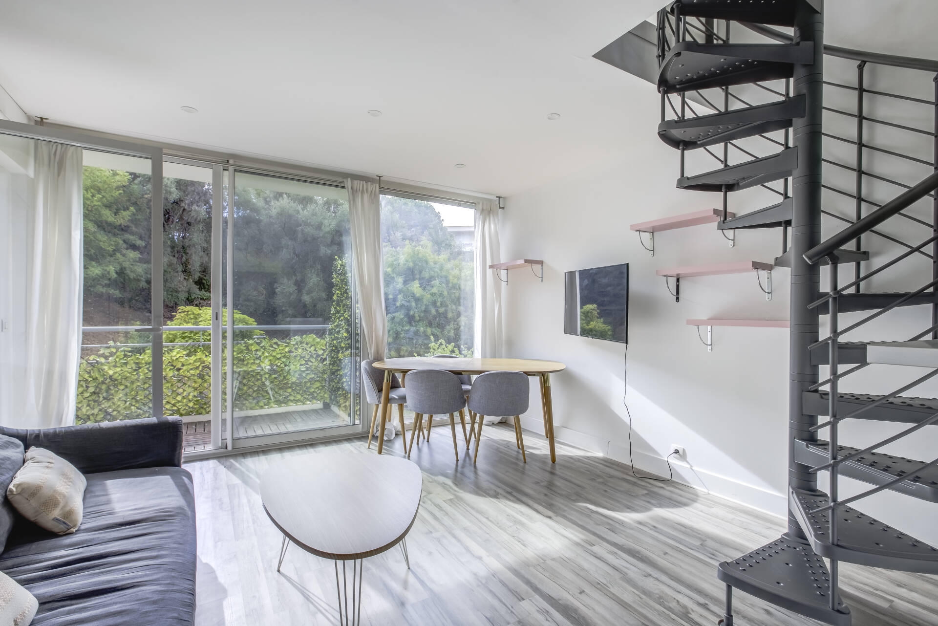Appartement  - 2 pièces  - 49.5 m² -  349 000 € - À vendre 