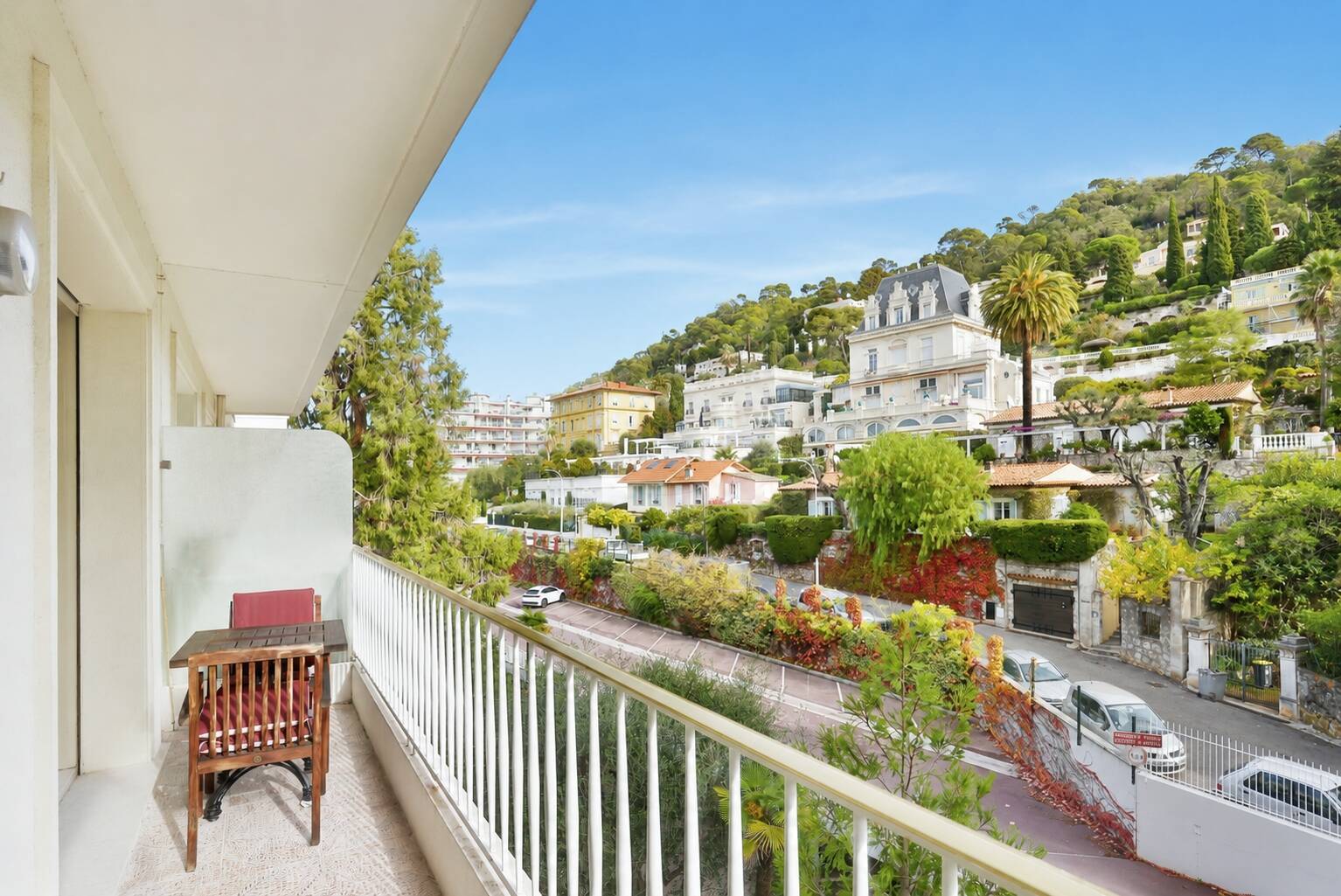 Appartement  - 2 pièces  - 40.75 m² -  375 000 € - À vendre 