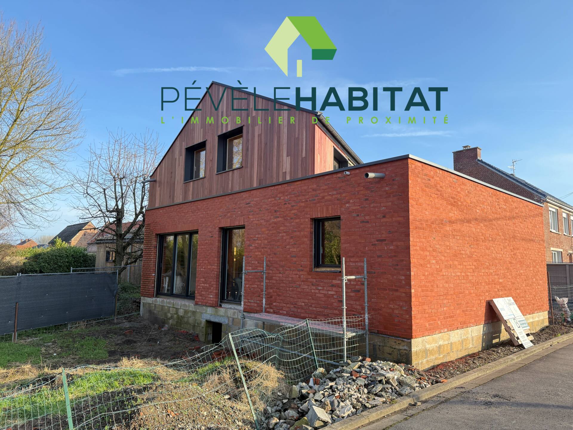 Clos couvert, 175m²