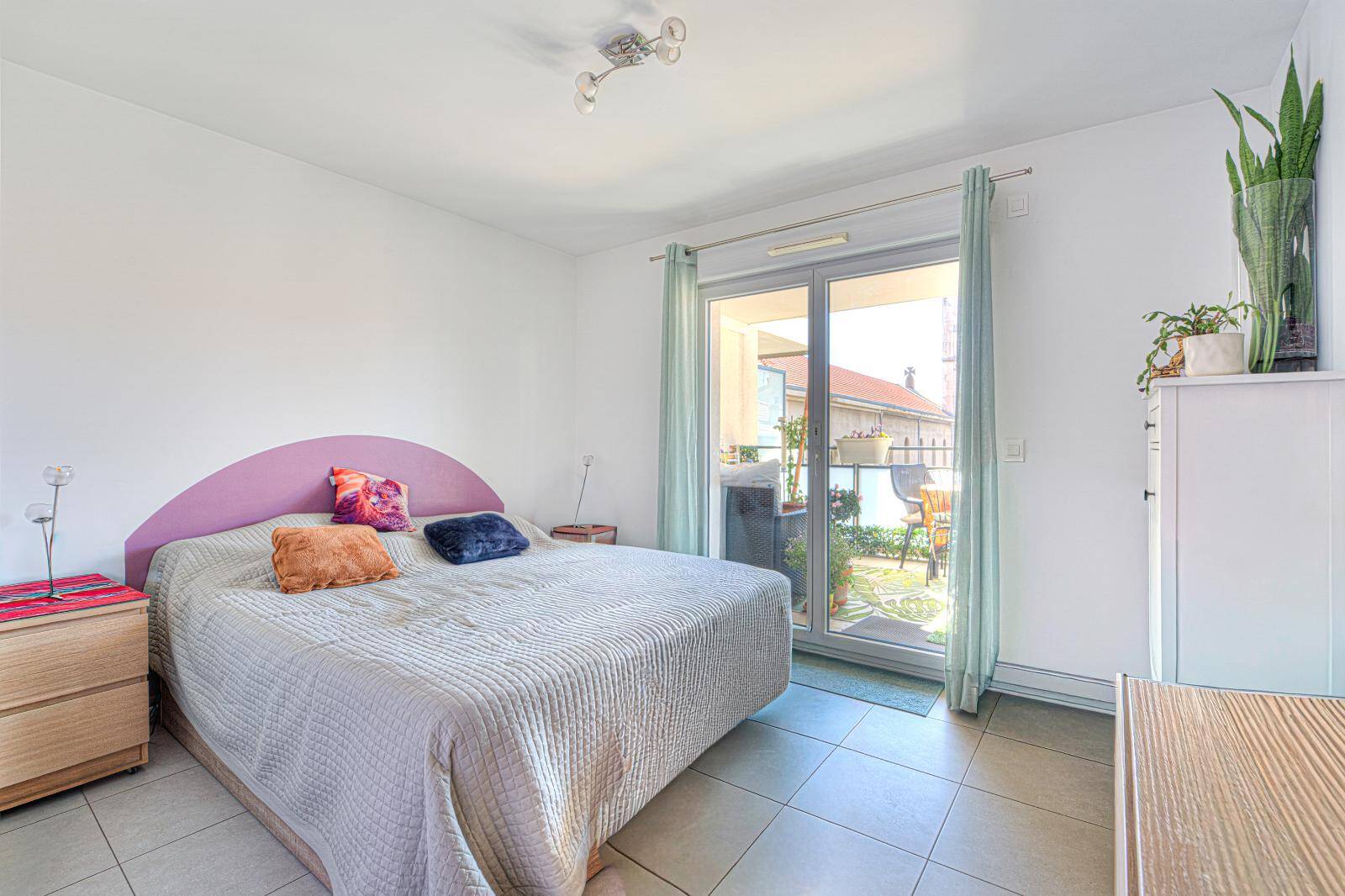 Appartement  - Appartement  - 4 pièces  - 76.0 m² -  495 000 € - À vendre 