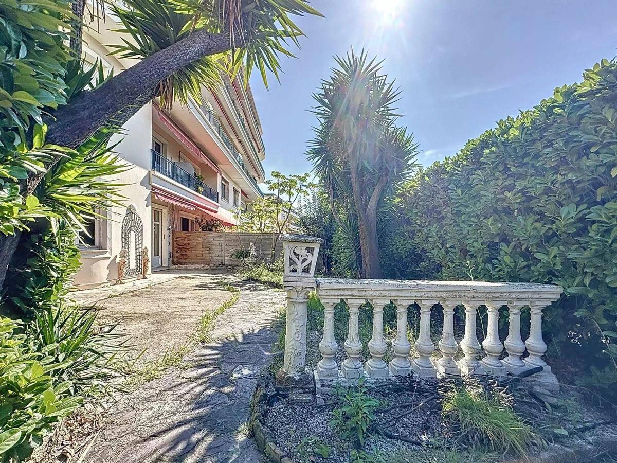 Appartement  - 3 pièces  - 89.01 m² -  620 000 € - À vendre 