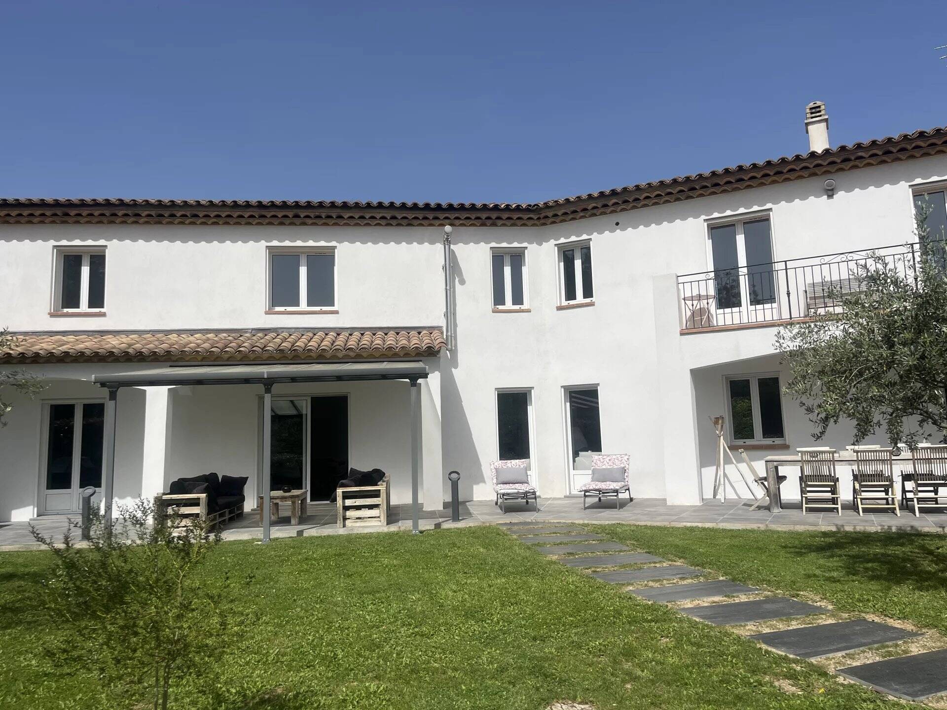 PROPRIETE D'EXCEPTION SALERNES 7 CHBRES