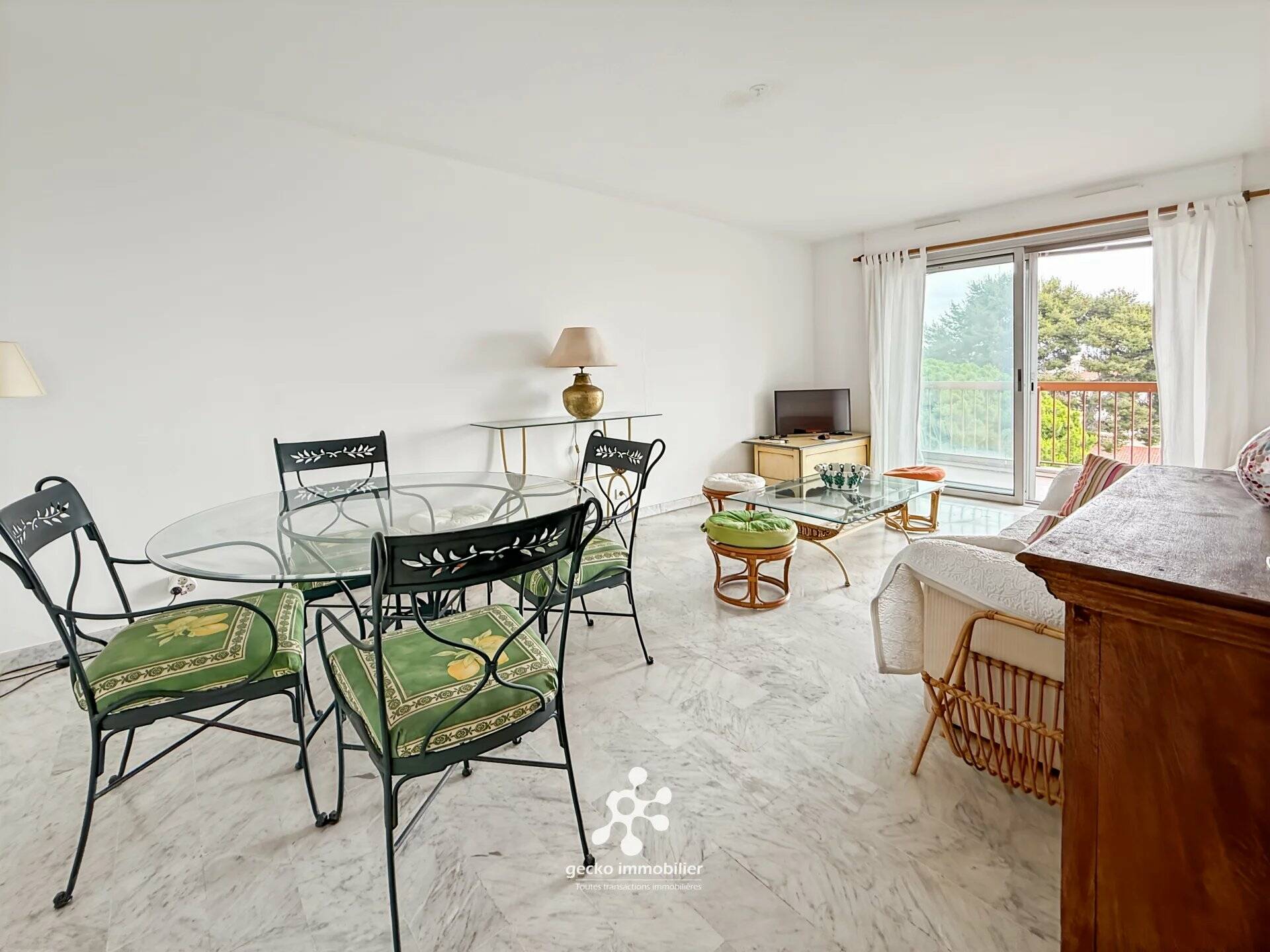 2 pièces avec parking Cagnes sur Mer