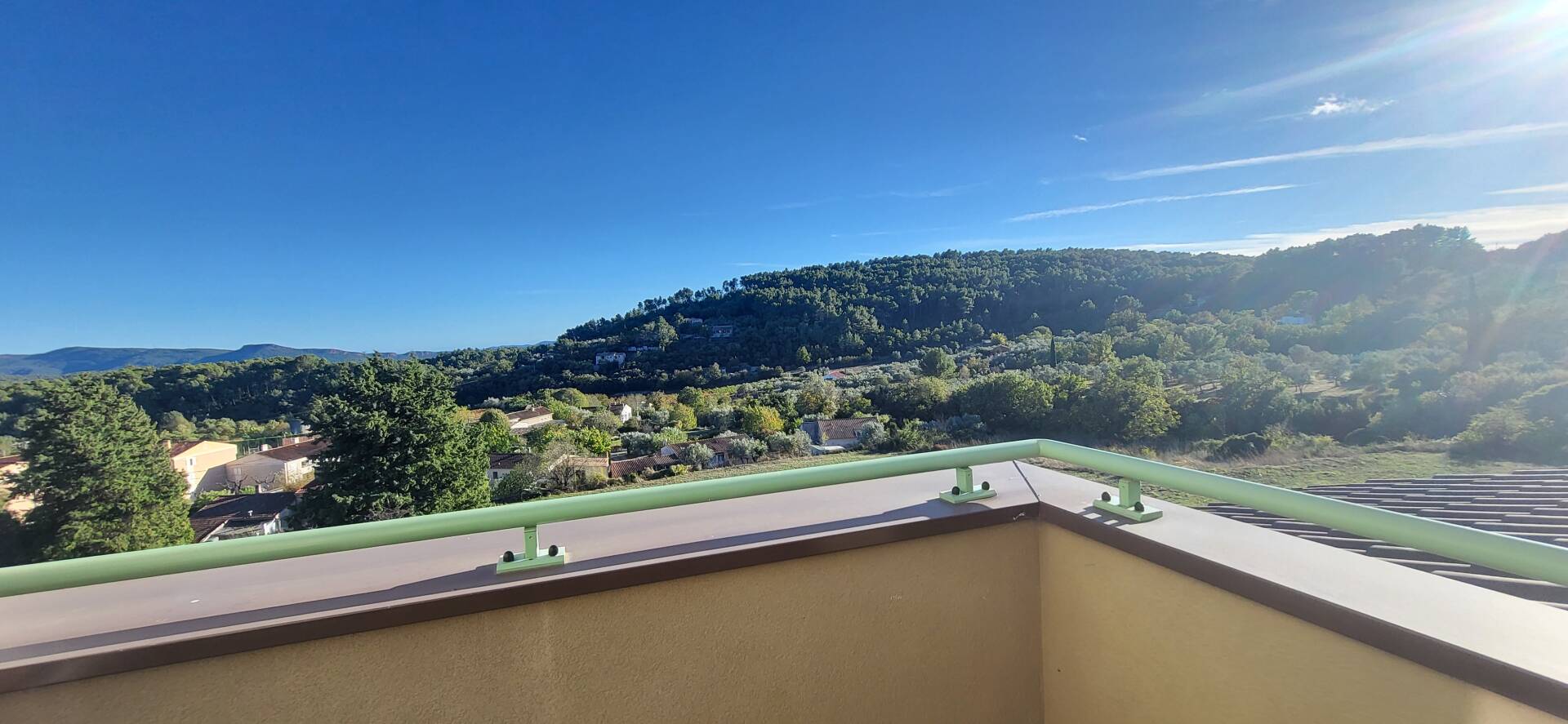 Appartement T2 avec ascenseur et terrasse de 18m²