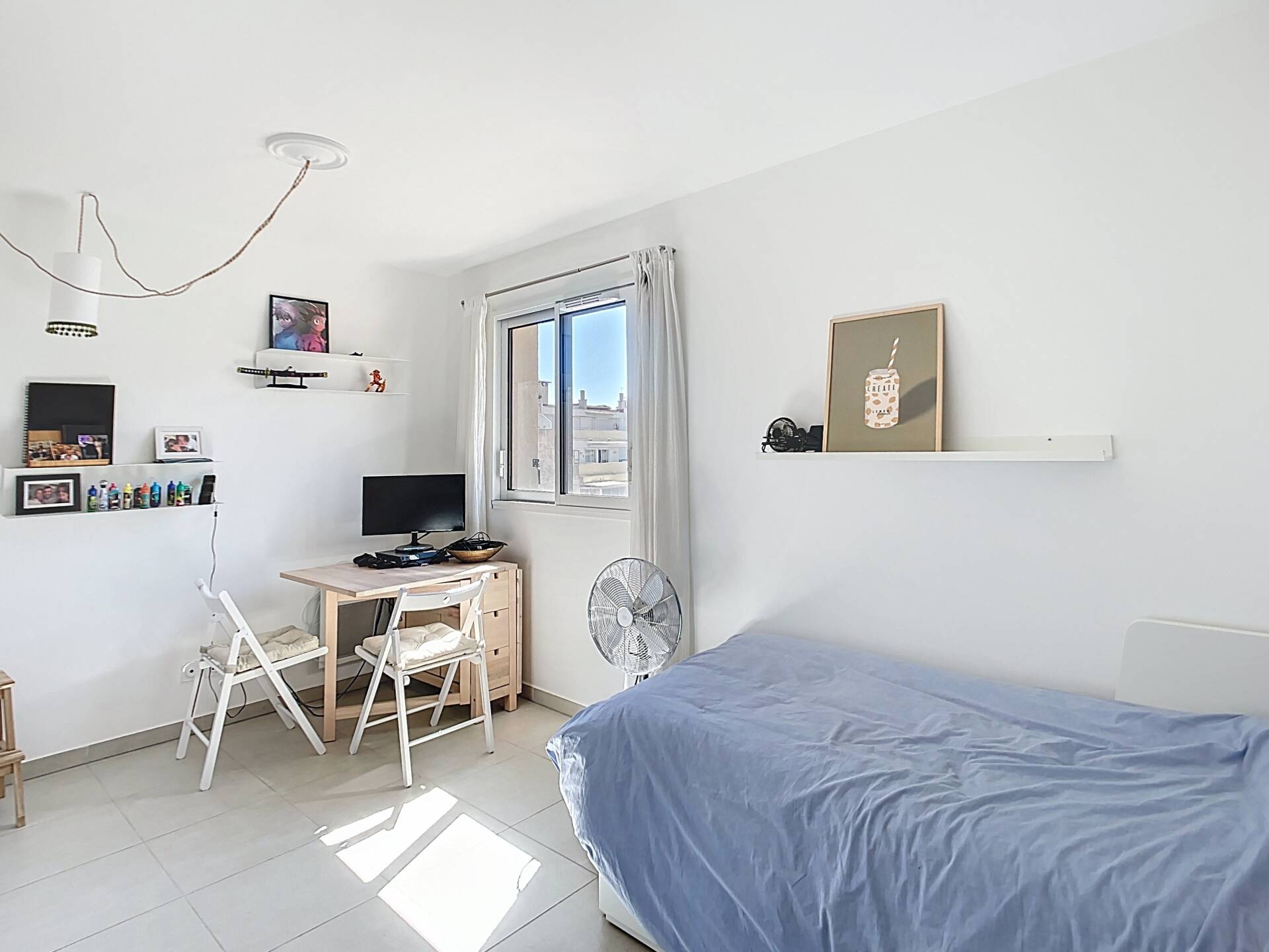 Appartement  - Studio  - Studio  - 21.4 m2 -  173 500 € - À vendre 