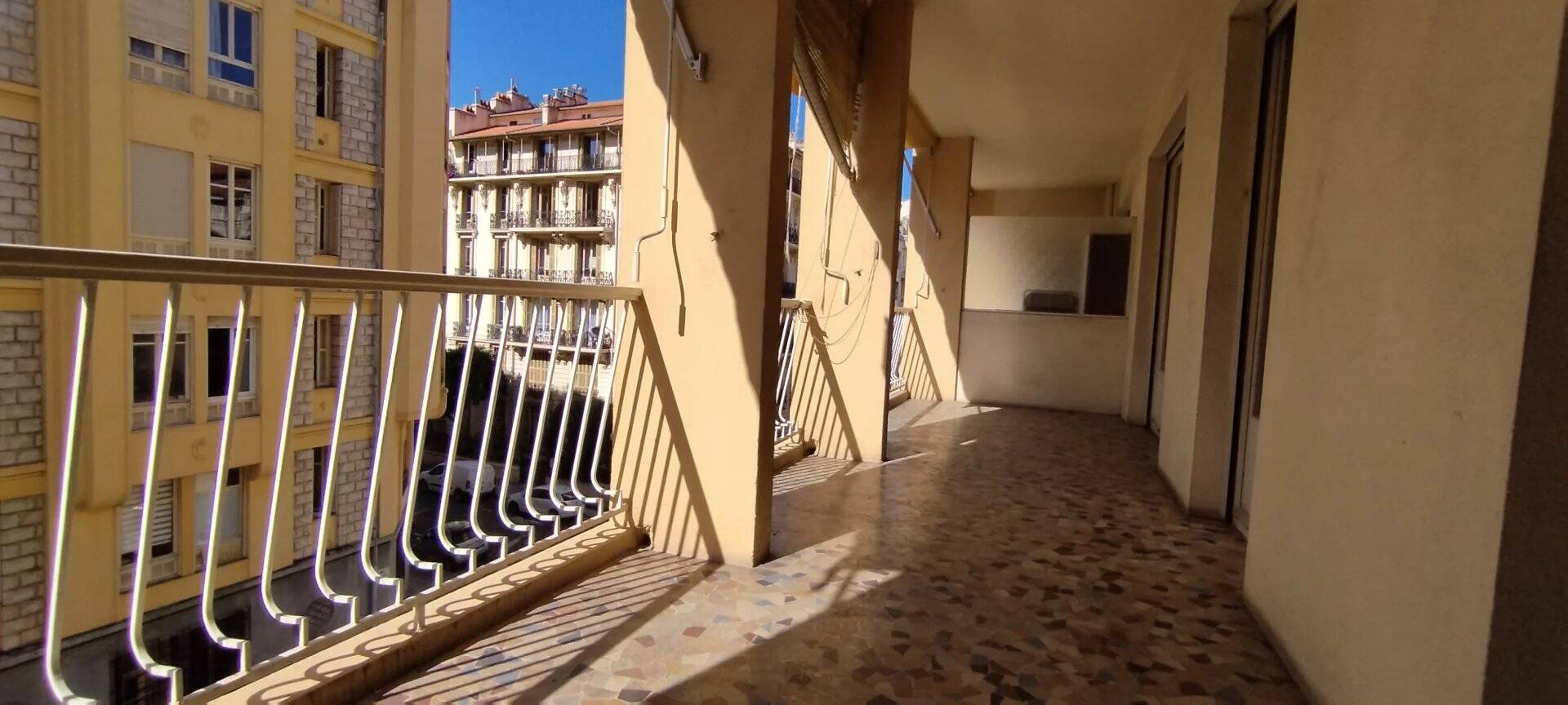 Nice Centre Ville - 2P avec Terrasse 18m²