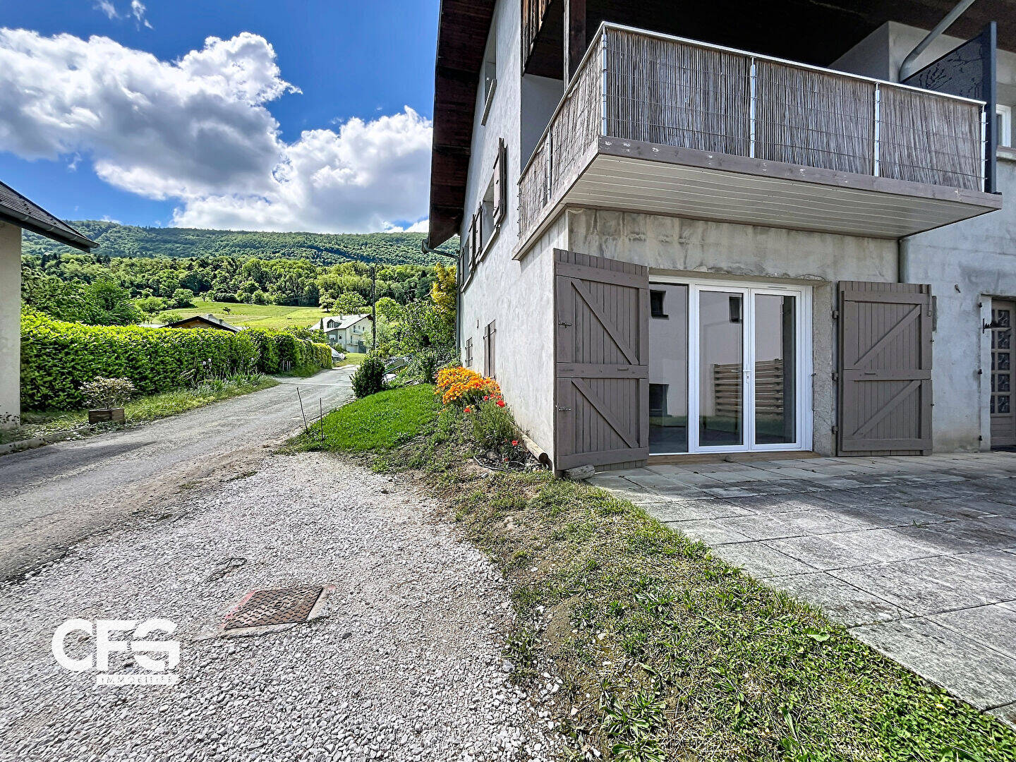 Location Appartement T2 meublé en rez de Jardin