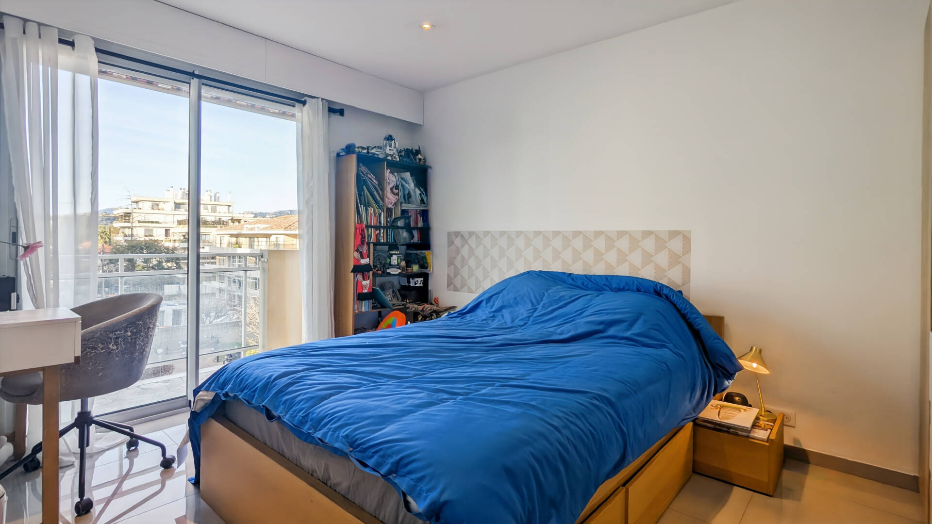 Appartement  - 4 pièces  - 100.87 m2 -  620 000 € - À vendre 