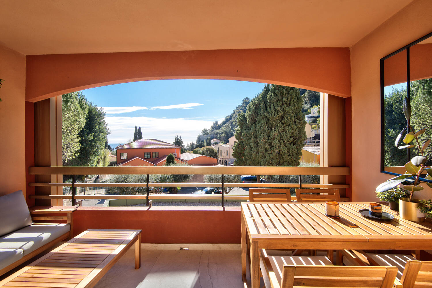 Appartement  - 2 pièces  - 49.51 m² -  450 000 € - À vendre 