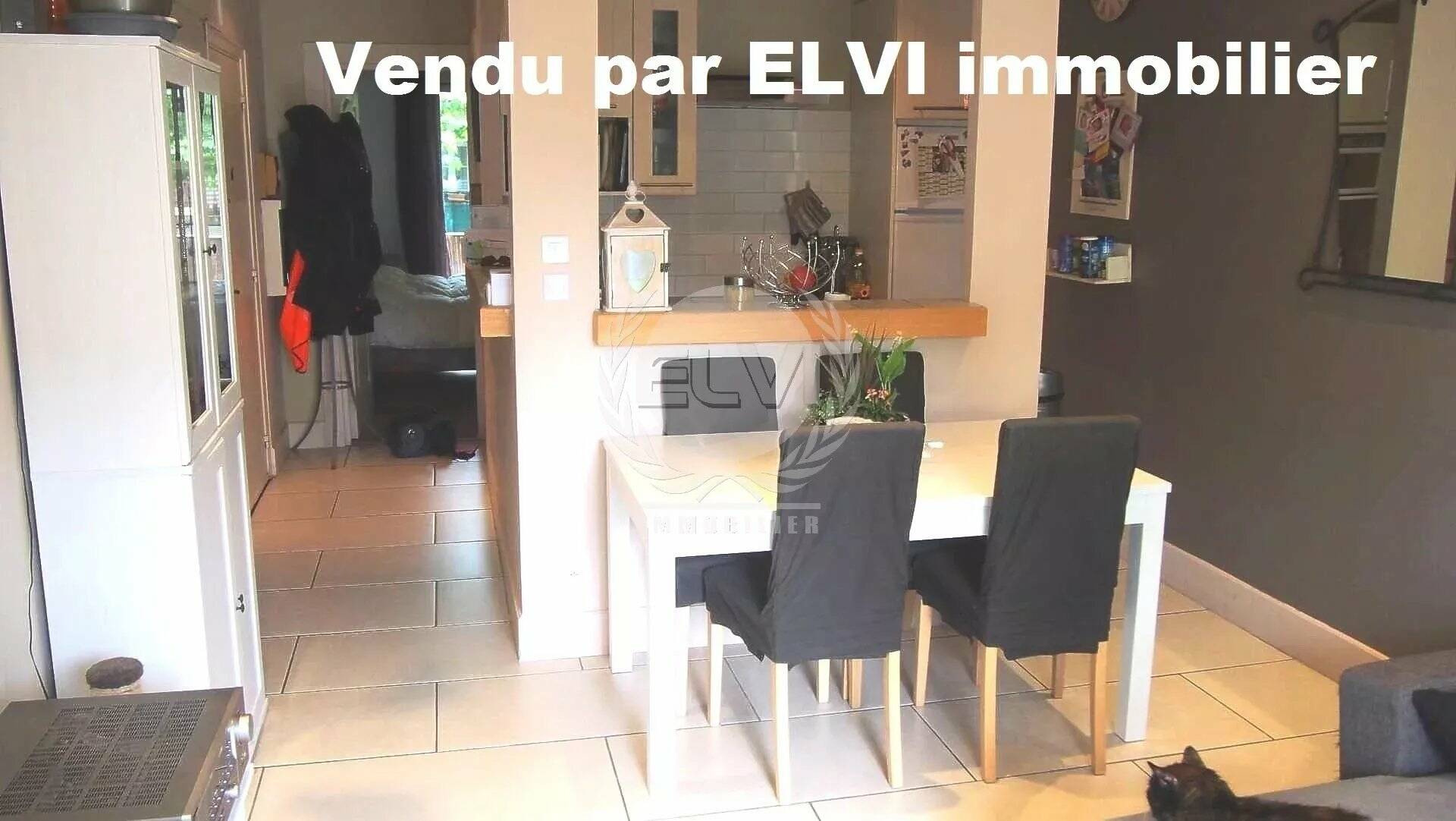 BEAU T3  AU PLAN DE LA TOUR