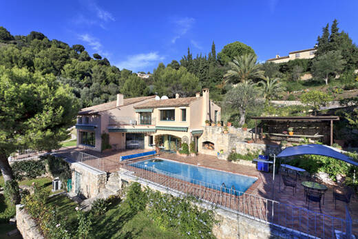 Maison  - 5 pièces  - 210.0 m2 -  4 000 000 € - À vendre