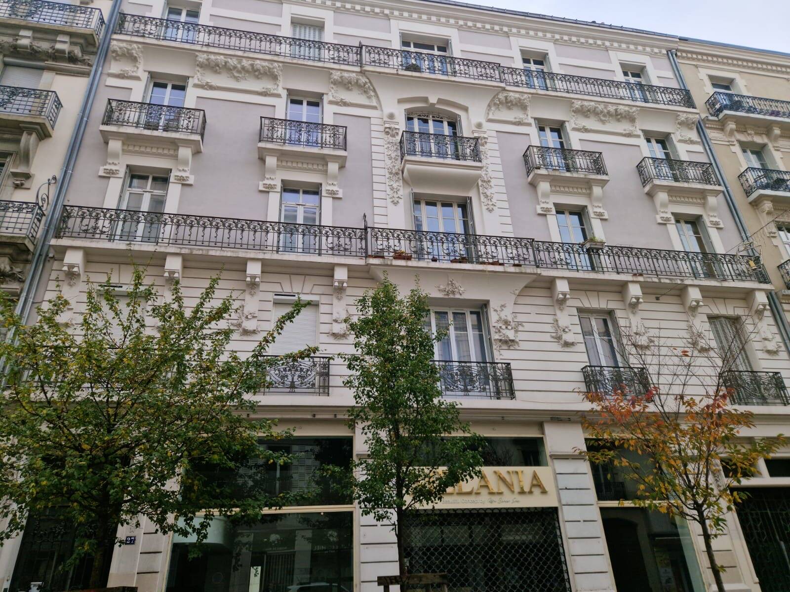 Superbe appartement haussmannien de 143 m² au cœur de Grenoble