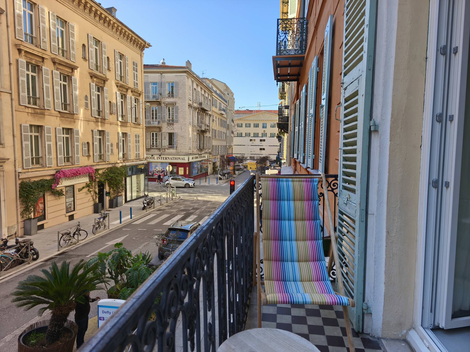 Appartement  - 2 pièces  - 46.0 m² -  265 000 € - À vendre 