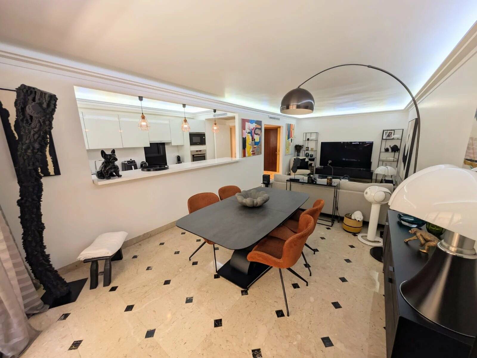 Nice 2P avec terrasse, Espace Grimaldi rue Maccarani