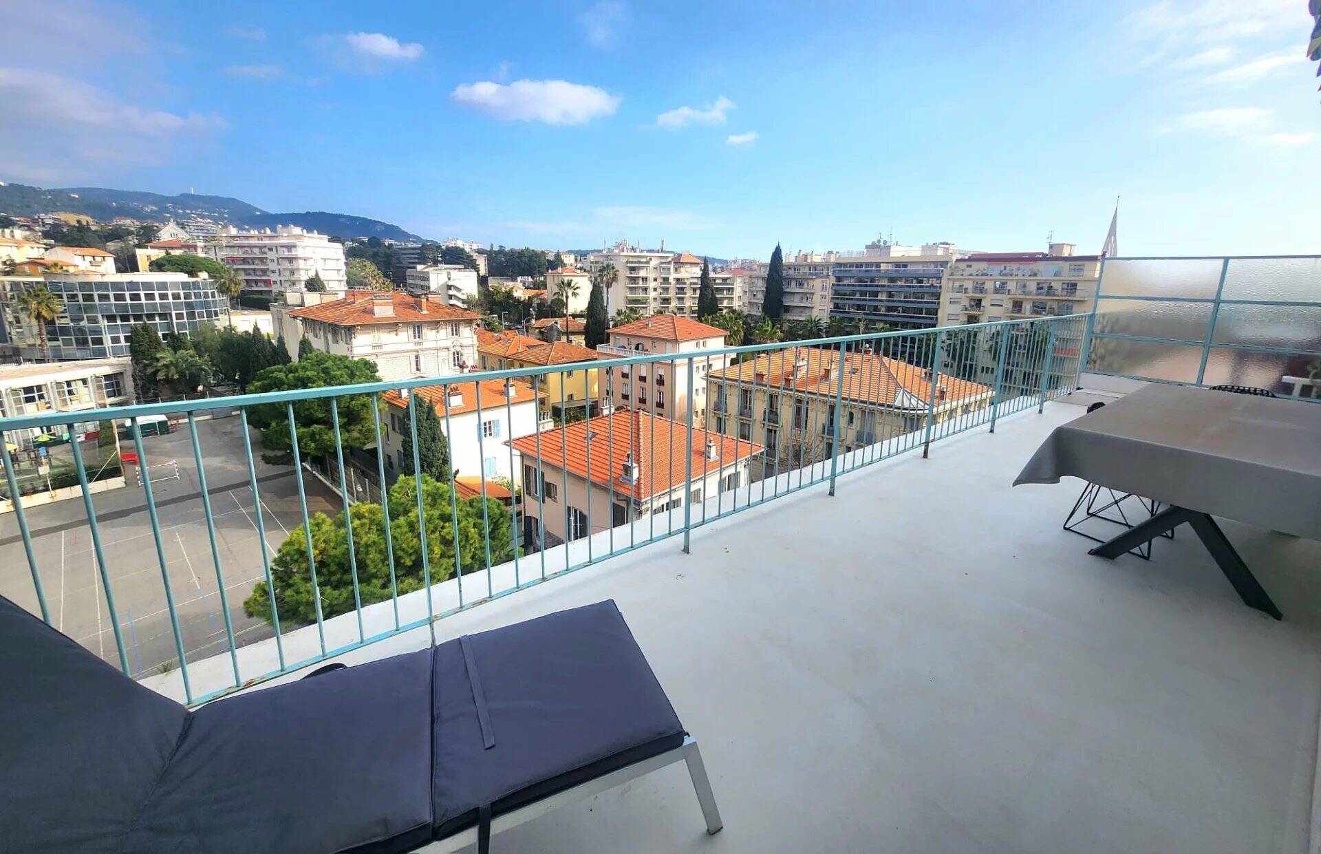 Appartement à Nice (06100)