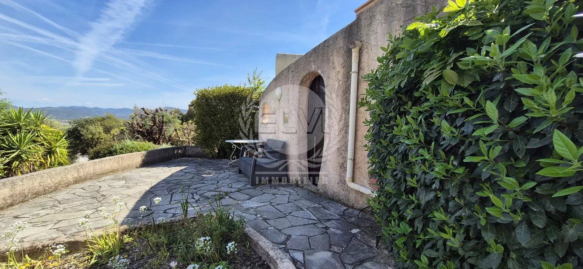 Maison à Plan de la tour