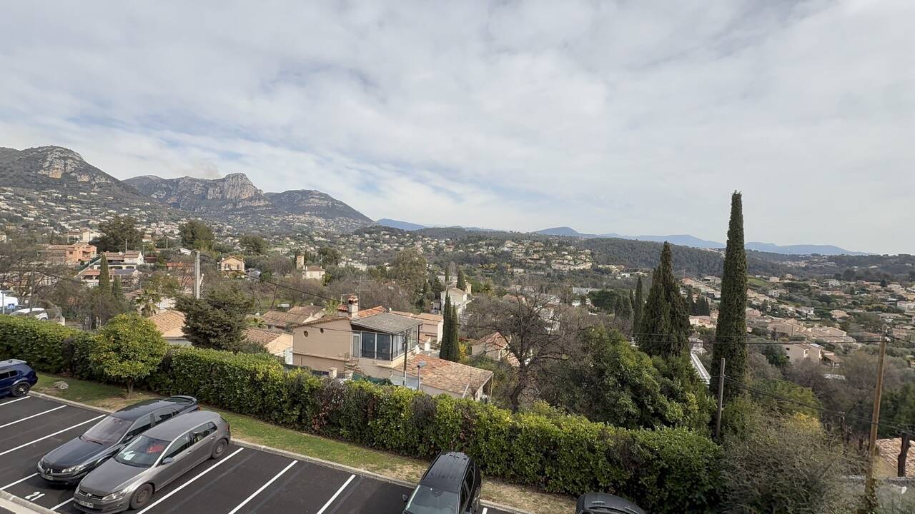 Viager Occupé - Appartement F3 + Pk à Vence 06140 - Femme de 81 ans