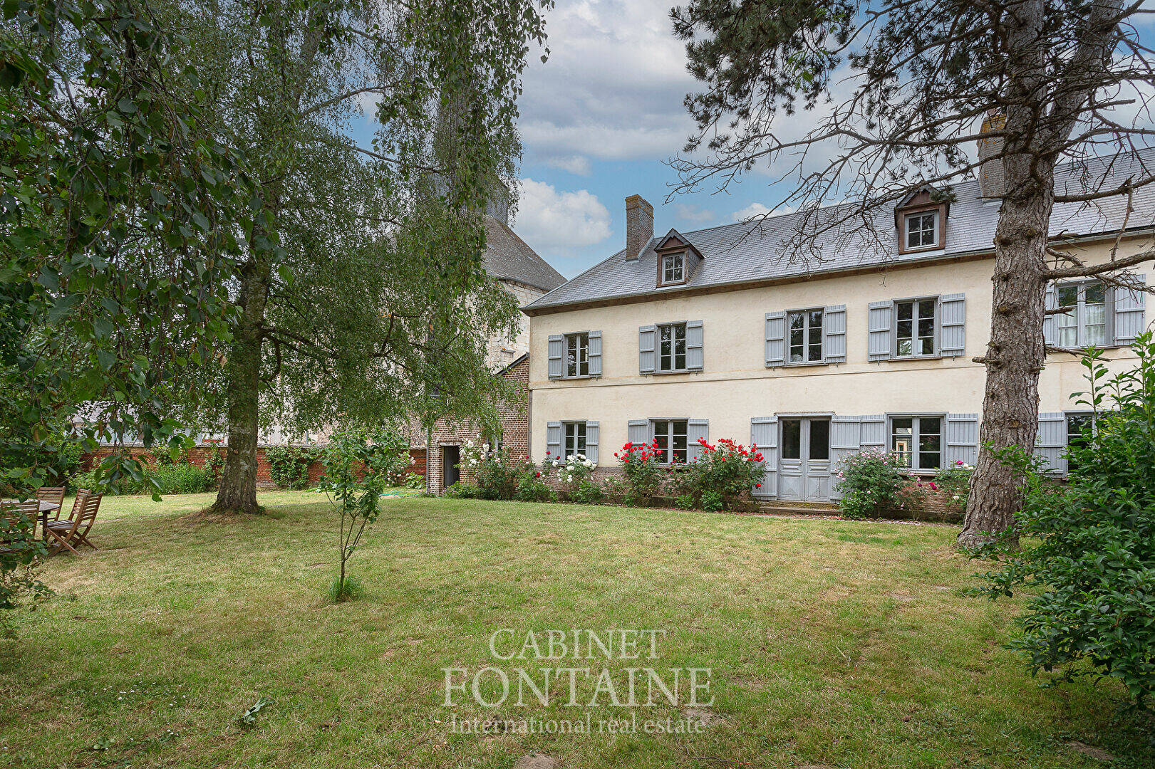 Maison proche de Crevecoeur Le Grand 8 pièce(s) 165 m2