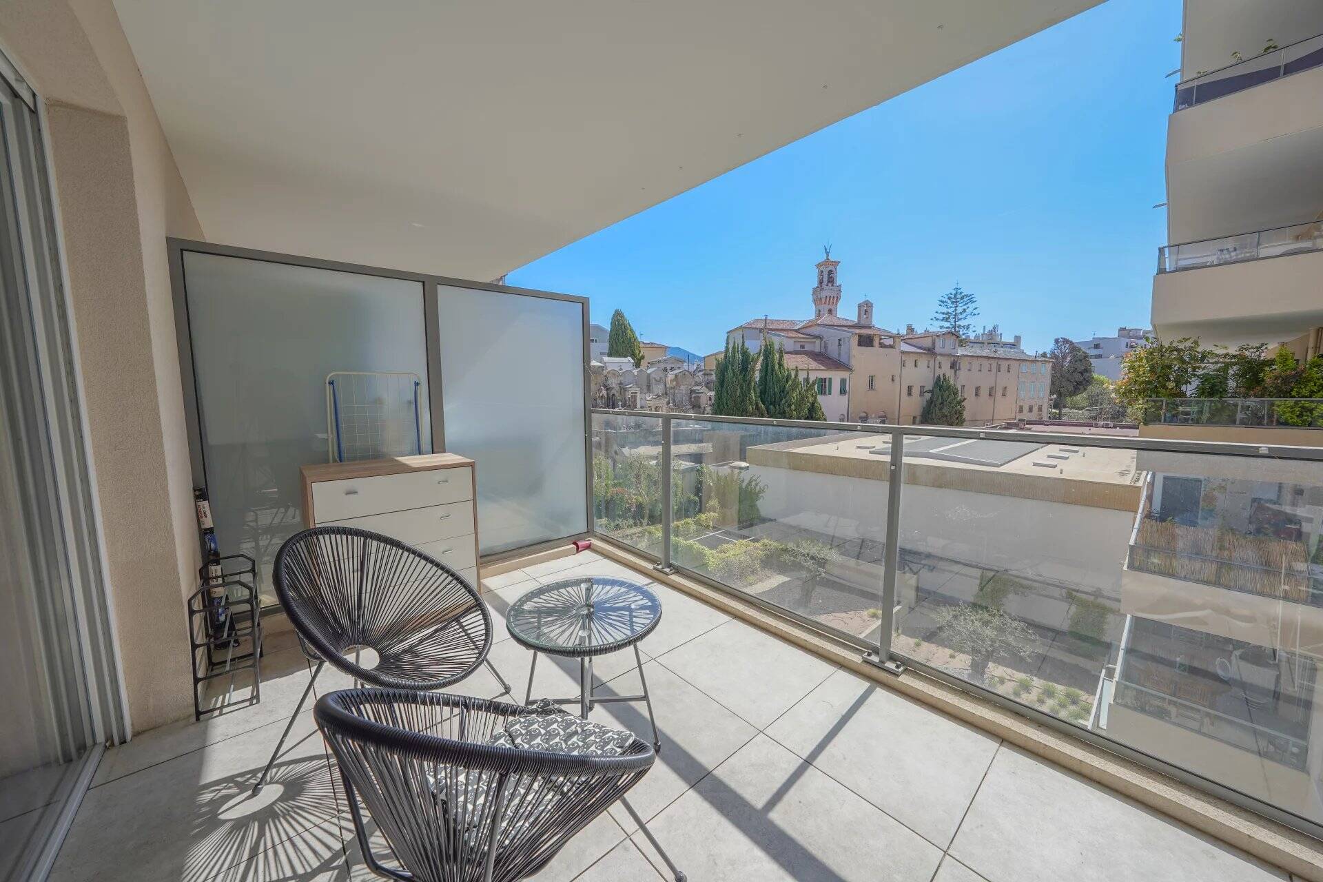 Appartement  - Studio  - 28.92 m² -  179 000 € - À vendre 